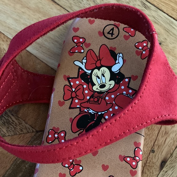 Minnie Mouse sandals. Size 4 - Picture 2 of 4
